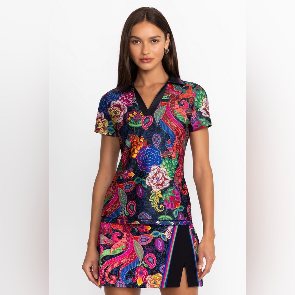 Johnny Was BEE‎ ACTIVE BASIC POLO ATHLETIC TEE Floral V-Neck Women’s Top Size M